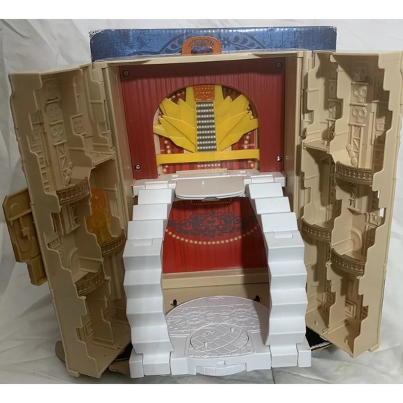 Coco Playset for Skullectables Figures Disney Pixar Miguel Dante Disney Pixar - Picture 7 of 12